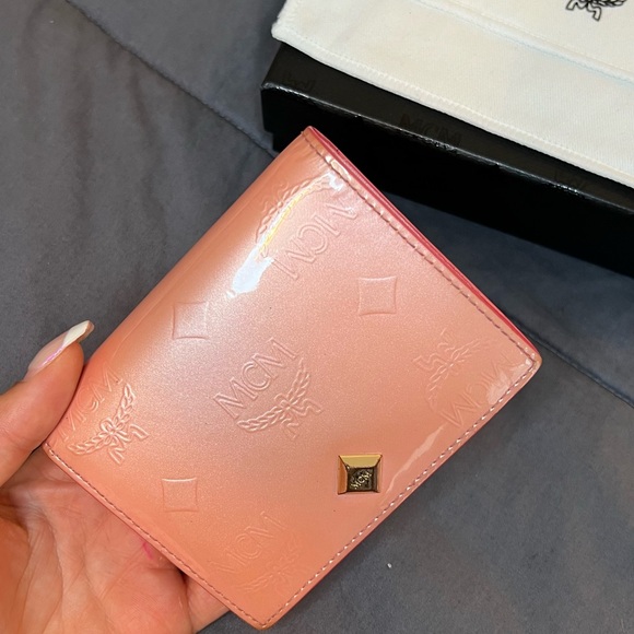 *FLASH SALE* MCM pink wallet - Picture 11 of 11